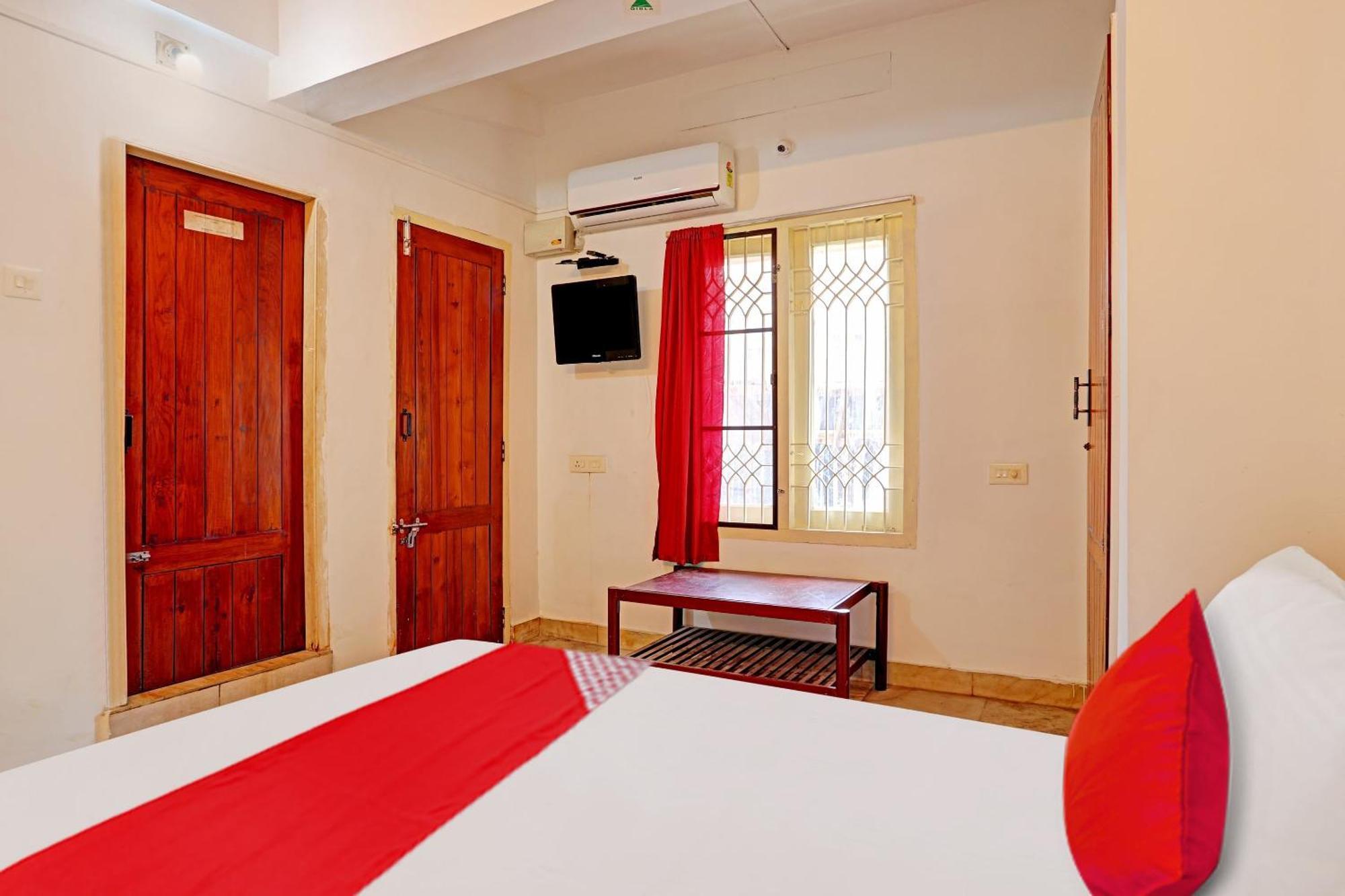 Hotel O Safa Inn Trippapur Zewnętrze zdjęcie