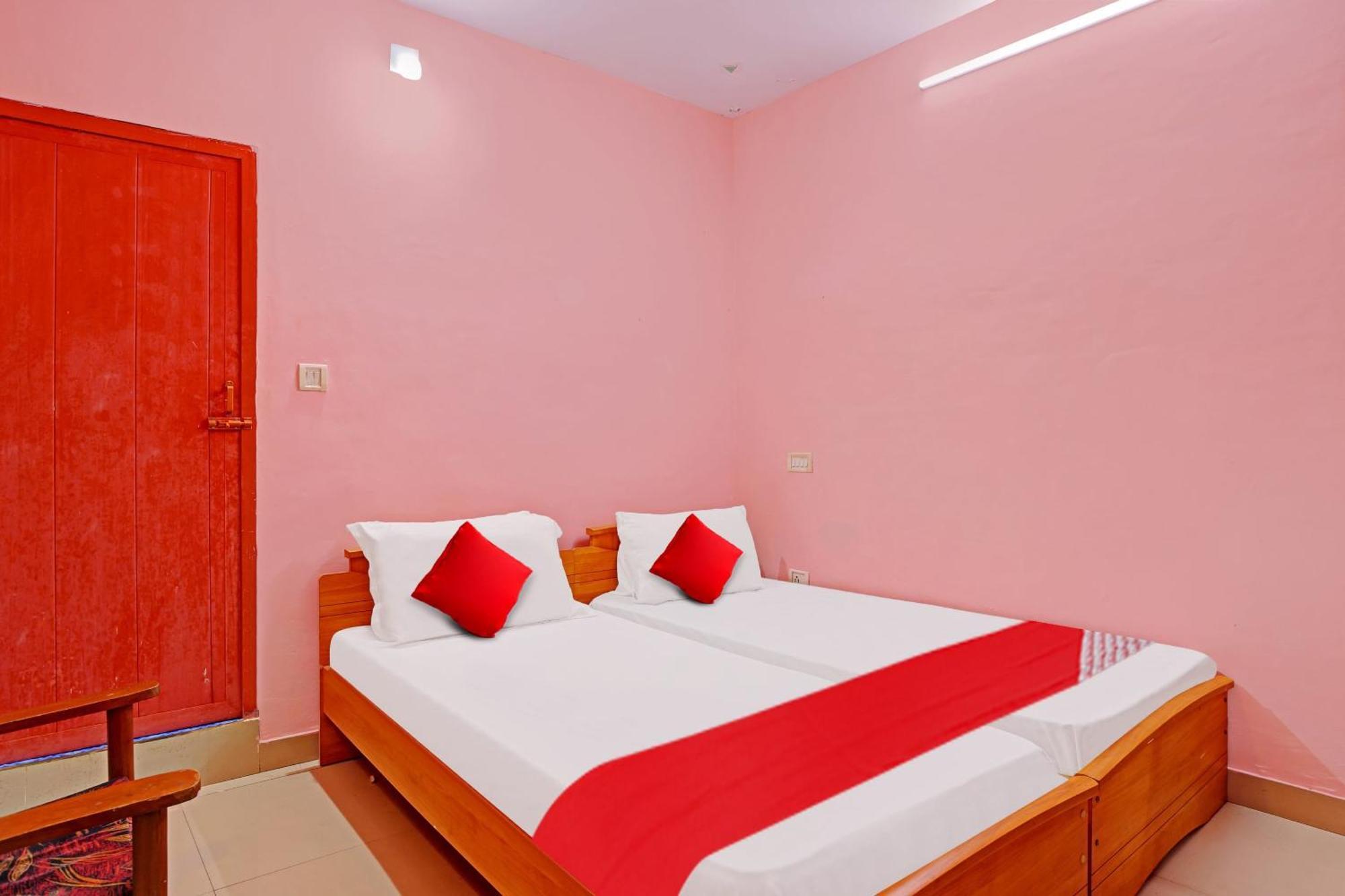 Hotel O Safa Inn Trippapur Zewnętrze zdjęcie