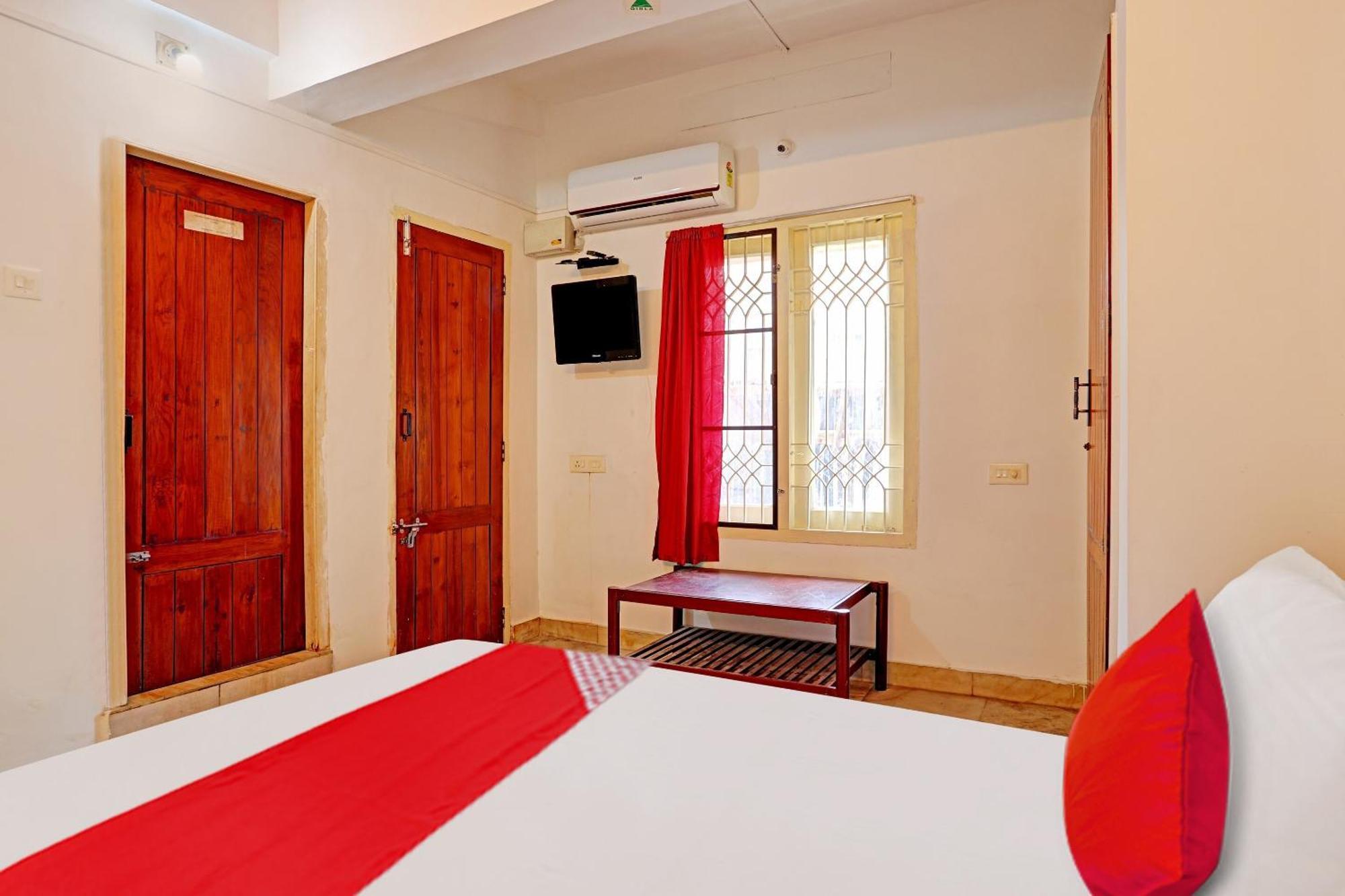 Hotel O Safa Inn Trippapur Zewnętrze zdjęcie